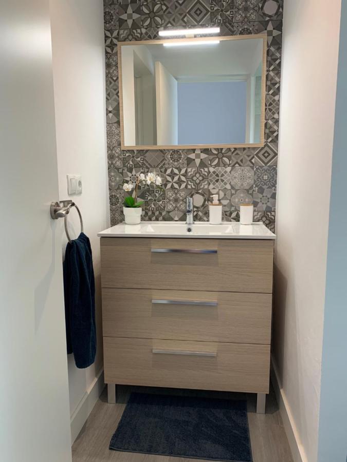 Apartamento Con Terraza Y Parking Privado Apartment Palamos Bagian luar foto