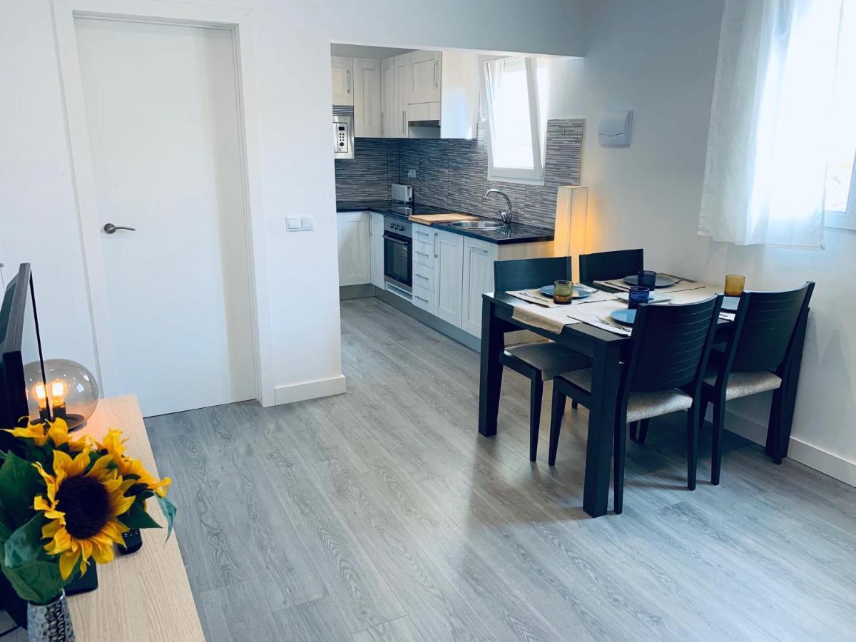 Apartamento Con Terraza Y Parking Privado Apartment Palamos Bagian luar foto