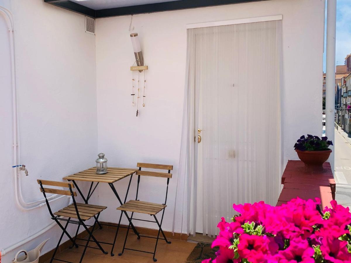 Apartamento Con Terraza Y Parking Privado Apartment Palamos Bagian luar foto